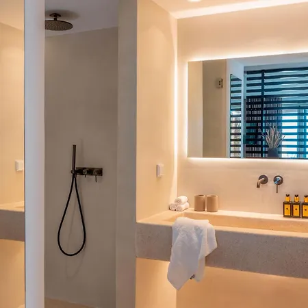 Mykonos Rocks & Отель