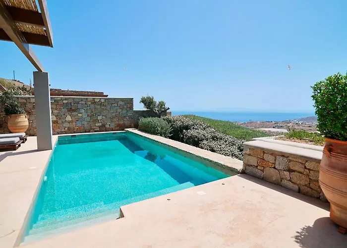 Mykonos Rocks & Hotel Plintri