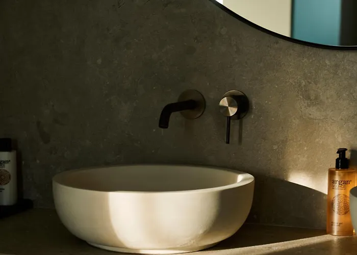 Mykonos Rocks & 酒店 Plintri