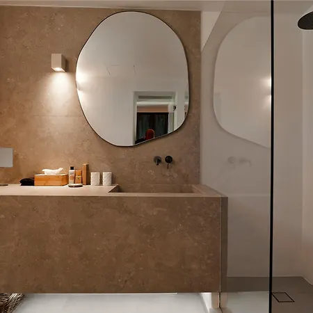 Mykonos Rocks & Hotel Plintri