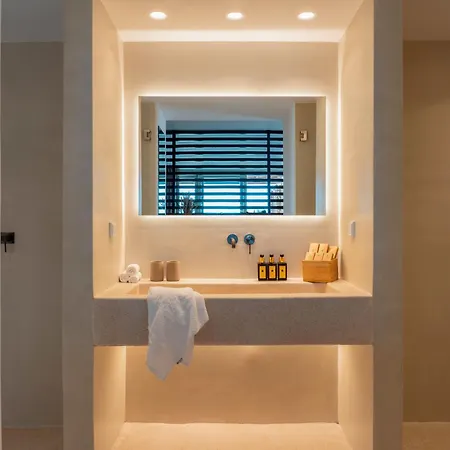 מלון Mykonos Rocks & Plintri