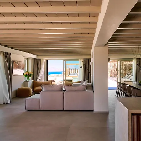 Ξενοδοχείο Mykonos Rocks & Mykonos Town