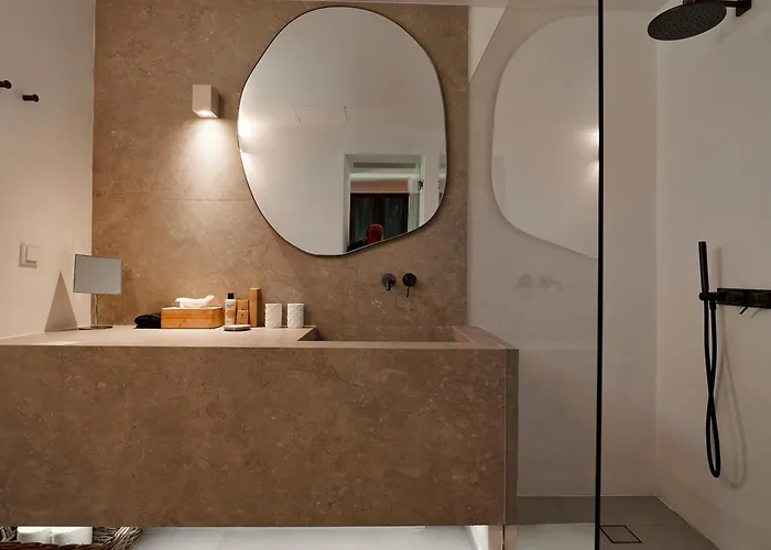 Mykonos Rocks & 酒店 Plintri